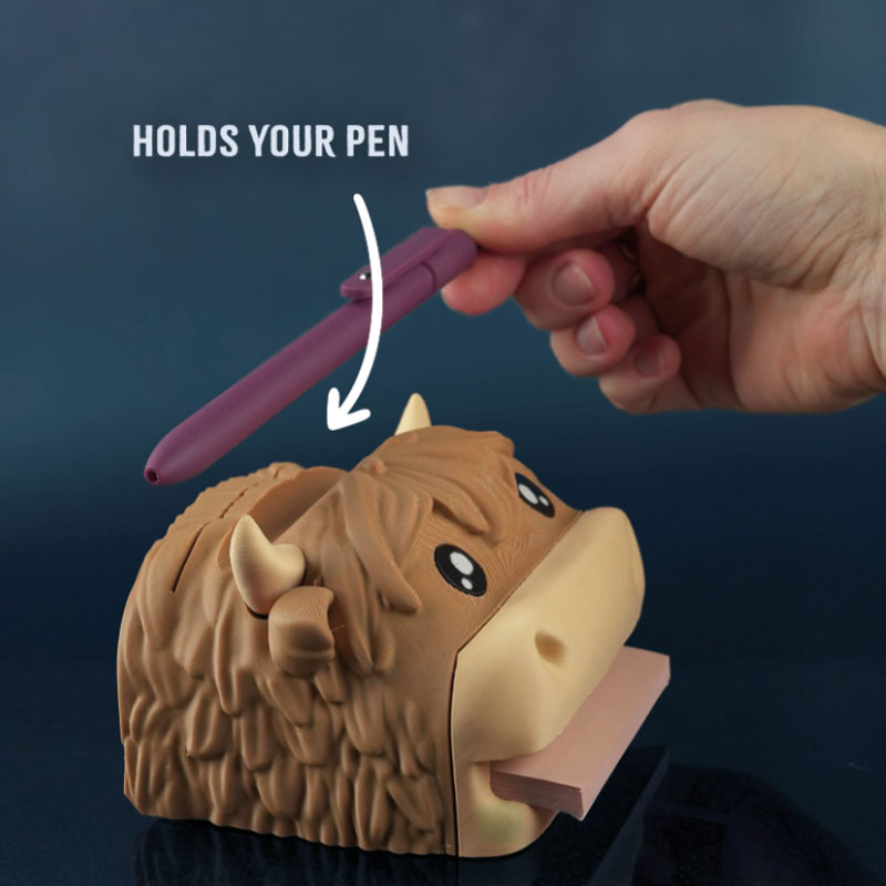 Highland Cow Sticky Note Holder with Stencils – Cute Desk Organizer, Post It Note Stand & Dispenser, Office Decor Gift